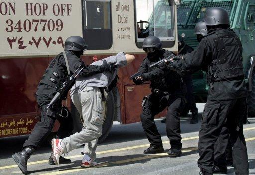 استمرار محاكمة 49 إسلاميا بالإمارات بتهم قلب نظام الحكم