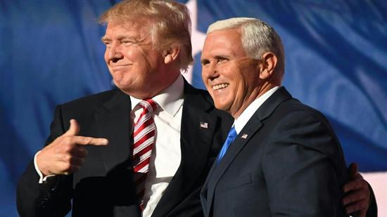 من جديد.. نائب ترامب يثير الجدل بالحديث عن جدية نقل السفارة إلى القدس