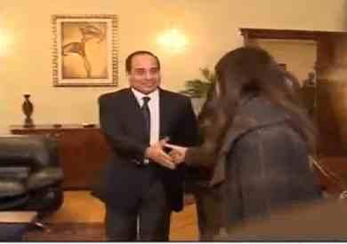 التلفزيون المصري يعرض فيديو لاجتماع السيسي بحملته