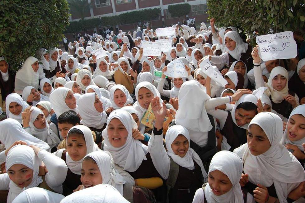 رئيس مجلس الآباء بمدرسة بالمنوفية يستقيل بعد فيديو “مفيش صاحب يتصاحب”