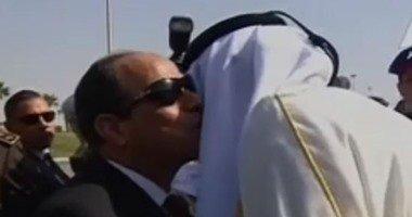 السيسي يستقبل تميم بالأحضان.. ومرسي يحاكم بتهمة التخابر مع قطر