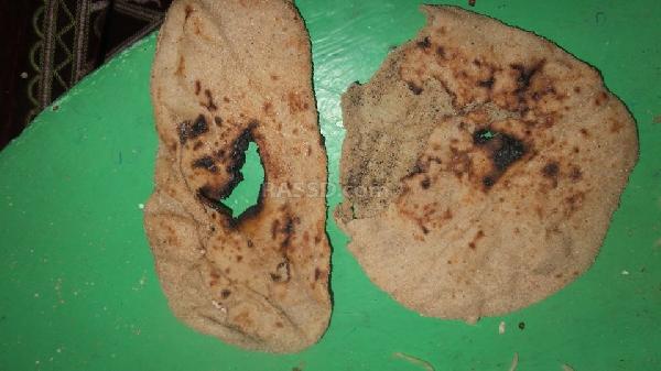 قرى أسيوط تبحث عن رغيف العيش.. ومواطنون:منظومة الخبز فنكوش