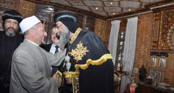 مفتى الجمهورية يعزي “تواضروس” في وفاة والدته