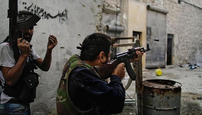 برلماني سوري يتوعد بحلق شاربه إذا بقيت إدلب بيد الثوار 10 أيام