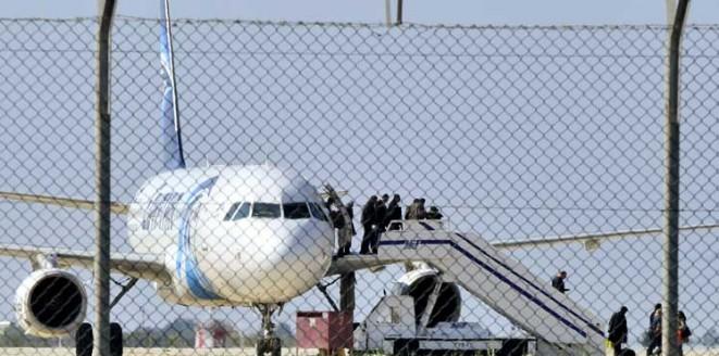 خبير سياحي: احتمالية اختلاق حادث اختطاف الطائرة المصرية ضعيفة