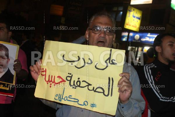 وقفة ليلية لأهالي شبرا الخيمة منددة بالانقلاب العسكري