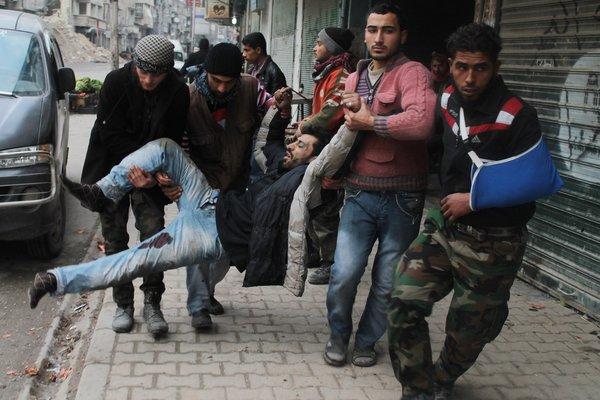 المرصد السوري: مقتل 120 شخصا بنيران الأسد