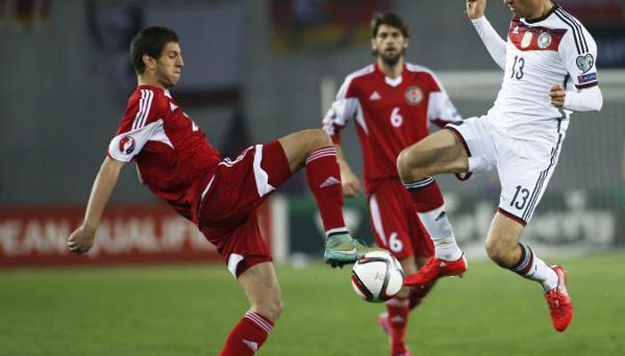 ألمانيا تفوز على جورجيا بهدفين نظيفين في تصفيات يورو 2016