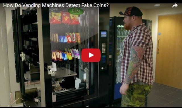 بالفيديو.. تعرَّف كيف تعمل آلة بيع الطعام الإلكترونية