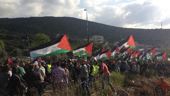 الفلسطينيون يحيون الذكرة 39 ليوم الأرض