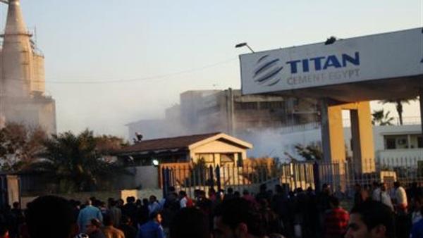 العاملين بالبناء تعلن صرف 9 أشهر أرباح لعمال تيتان للأسمنت