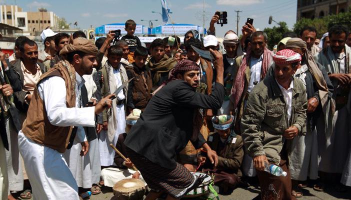 عاجل.. الحوثيون يسيطرون على باب المندب دون قتال