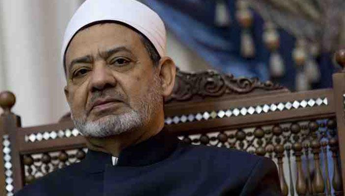 هيئة كبار العلماء تنفي ظهور “الطيب” مع سما المصري في برنامجها