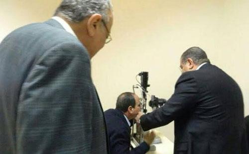 “السيسي” يجري الكشف بمركز تدريب “صحة الانقلاب” لتأمينه