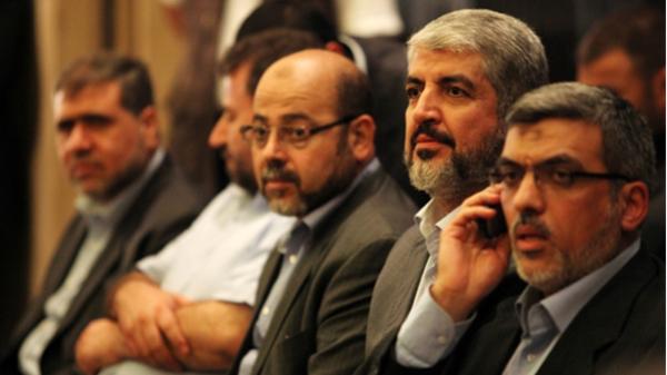 “تجاهل ارتباطها بالإخوان” و”الاعتراف بحدود 67″.. أبرز معالم وثيقة حماس