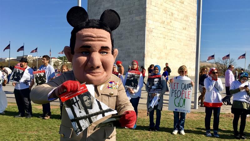 محتجون في أميركا يطالبون ترامب بطرح موضوع السجناء السياسيين مع السيسي