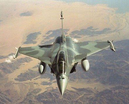 غارات وهمية للطيران الصهيوني في لبنان