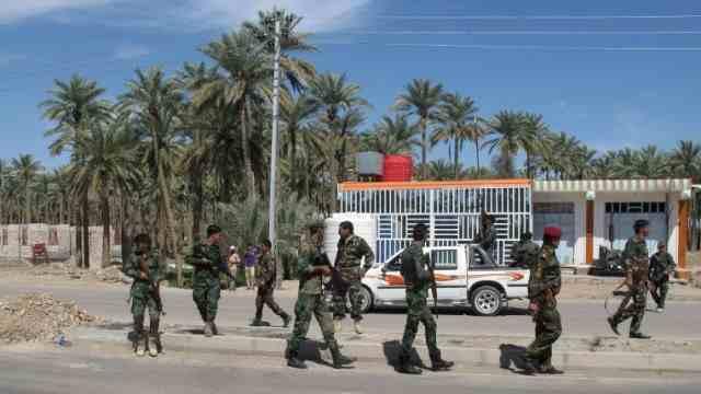 مصرع 40 عراقيا من تنظيم داعش إثر اشتباكات بنقطة تفتيش للجيش