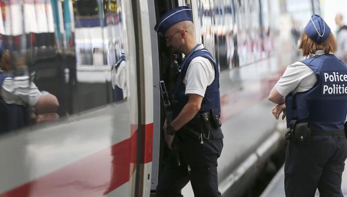 عناصر مسلحة ستتنقل باللباس المدني داخل القطارات الفرنسية