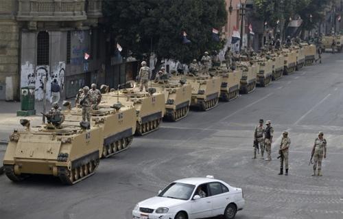 تواجد أمنى مكثف بميادين القاهرة الكبري تحسبًا للتظاهرات