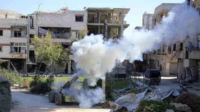 الجيش النظامي يجدد قصفه على بلدة المليحة بالغوطة الشرقية