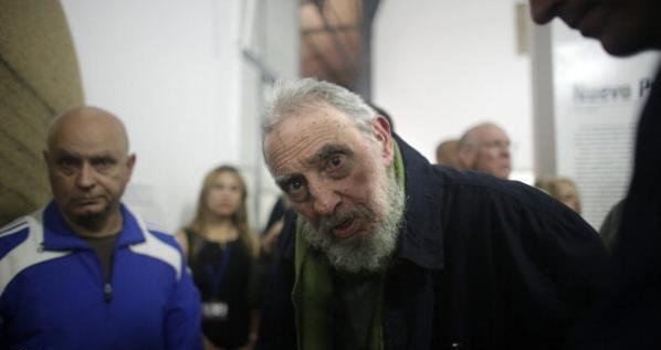 أول ظهور علني لفيديل كاسترو منذ 14 شهرًا