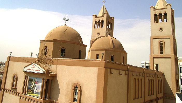 عاجل.. هجوم مسلح على كنيسة الأنبا رافائيل بالإسكندرية