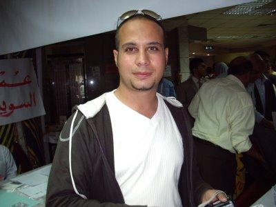 إسقاط النظام يحتاج لأساليب مبتكرة وملتزمون بالسلمية