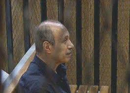 محامي العادلي لمبارك: يا ريتك ما سبت الكرسي يا ريس