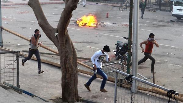 هدوء حذر بمحيط الكاتدرائية وتعزيزات أمنية مكثفة