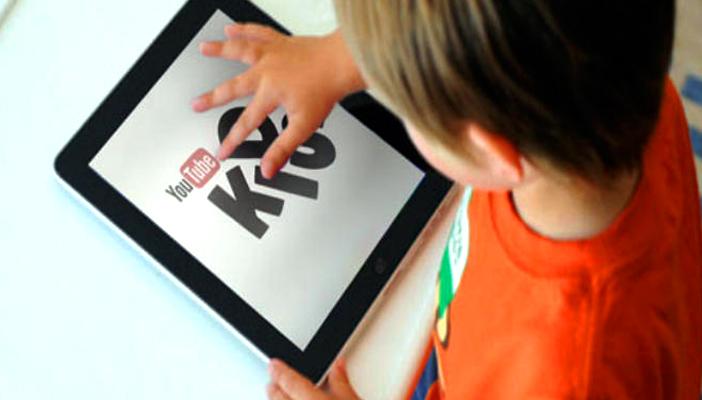 اتهام جوجل باستهداف الأطفال بإعلانات غير لائقة