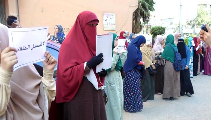 الأمن الإداري بجامعة المنوفية يفرج عن 4 طالبات احتجزهن صباحًا