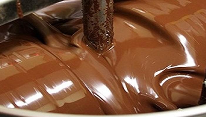 ضبط ربع طن شيكولاتة مجهولة المصدر بطنطا