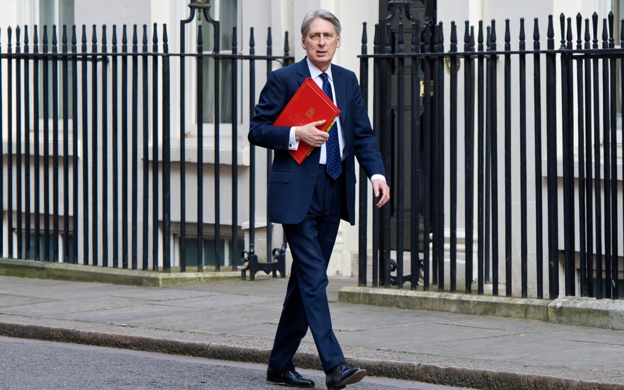 “هيلاري بن”: دعم النظام الديكتاتوري في مصر يضر بمصالح بريطانيا