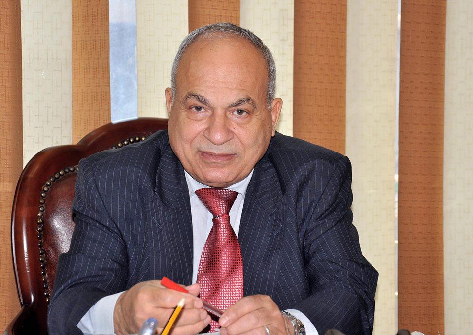 محاكمة رئيس الهيئة القومية لمياه الشرب الأسبق بتهمة إهدار مليار جنيه