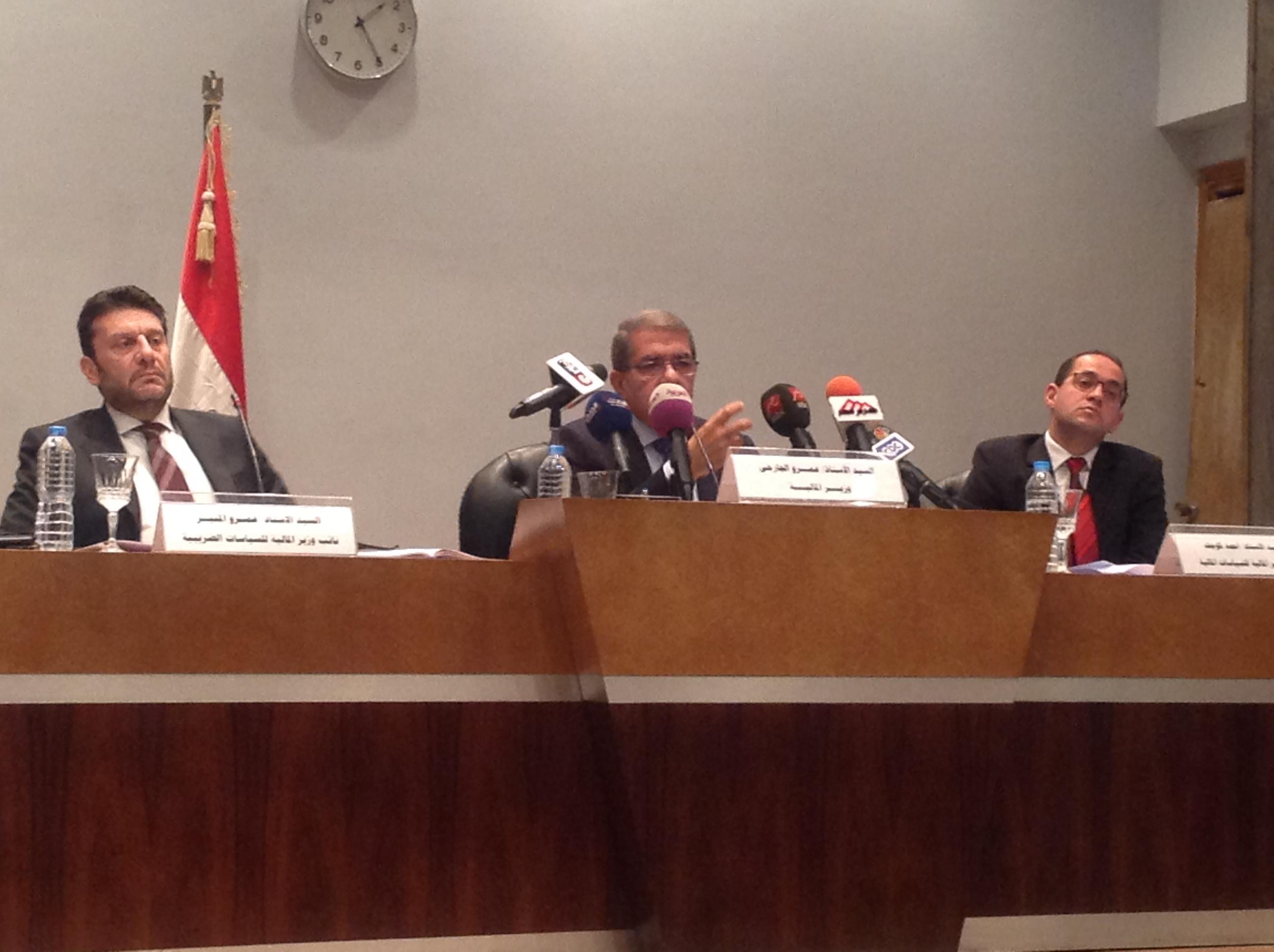 “المالية”: 319.4 مليار جنيه عجزًا في الموازنة الجديدة