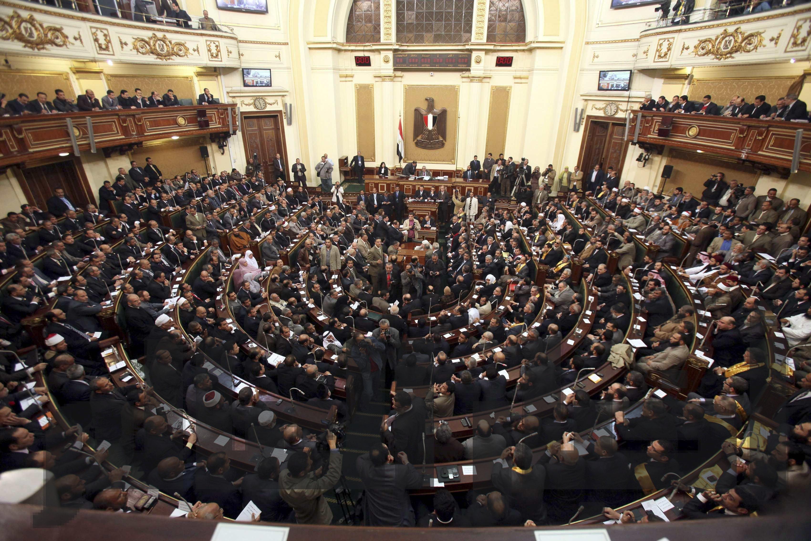 “أمانة النواب”: محظور على الأعضاء اصطحاب التابلت أثناء كلمة سلمان