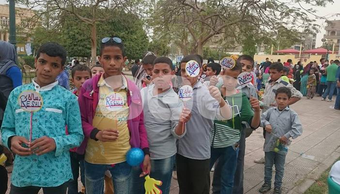 بالصور.. جمعية رسالة تحتفل بيوم اليتيم بالتعاون مع طلاب طب المنيا