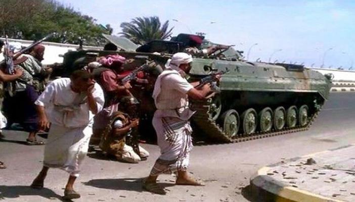 بعد دقائق من سريانها.. الحوثيون يخرقون الهدنة بقصف مدينة تعز اليمنية