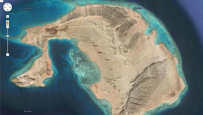 أحمد شفيق يطرح 5 تساؤلات حول التنازل عن جزيرتي “تيران وصنافير”