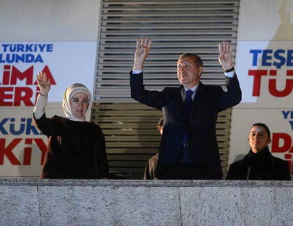 أردوغان: “الانقلابات متشابهة وتركيا مرت بما تمر به مصر”