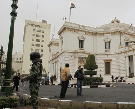 رغم الأسوار الخرسانية.. النواب يعلنون الخوف من قناصة “داعش”