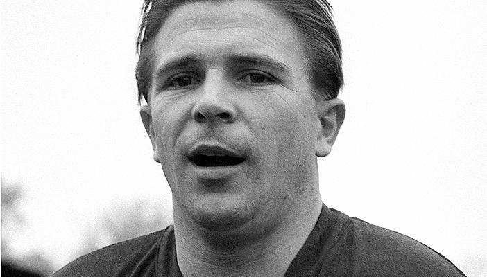 بالفيديو.. بوشكاش.. أفضل هدافي العالم الذي أسقطه “الزهايمر”