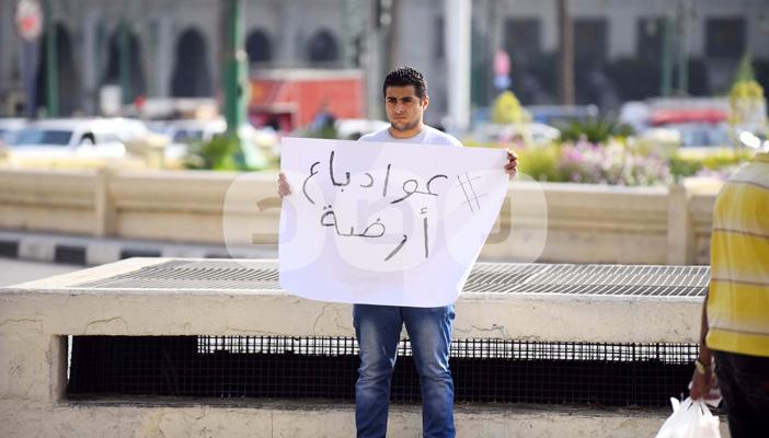 الأسواني: متضامن مع الذين سيعلنون يوم الجمعة رفضهم لبيع مصر