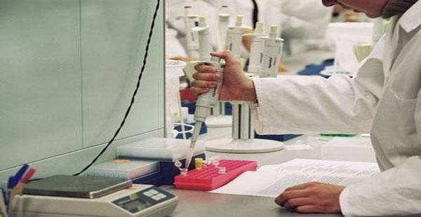 عقار أمريكي يفتح الأمل لمرضي فيروس c بعد فضيحة جهاز “الكفتة”