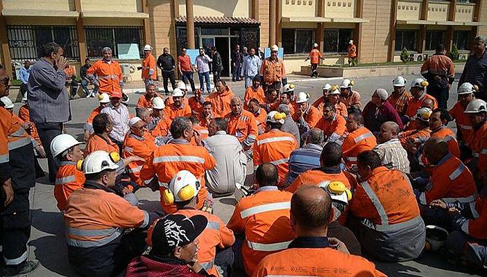 “أسمنت طره” تمنع وفدا حقوقيا من مقابلة عمال معتصمين