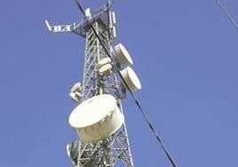 السيطرة على حريق في برج شبكة محمول بالبحيرة