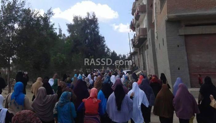 مظاهرات حاشدة تندد بأحكام الإعدام الجماعية في عدة محافظات