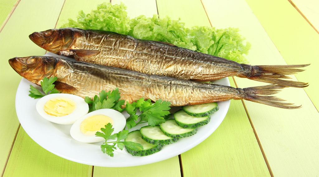 أسباب ارتباط “شم النسيم” بأكل الفسيخ والبيض والخس