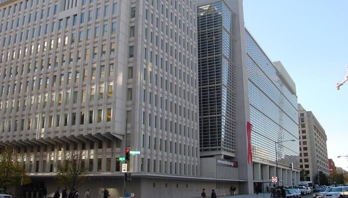 البنك الدولي: 52% من مواطني الشرق الأوسط يرفضون الأداء الحكومي